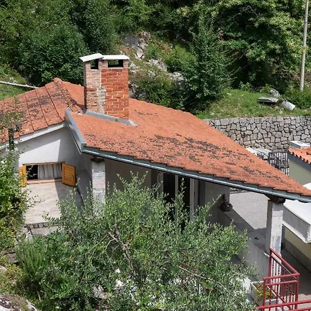 Idyllic House For Two Holiday home *