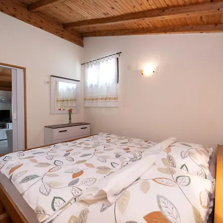 Idyllic House For Two Holiday home *